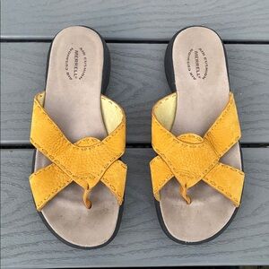 Merrell Topo Lattice Arrowood Cross Strap Sandal Leather Upper Yellow Size 9